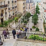 Dernier Etage A Montmartre