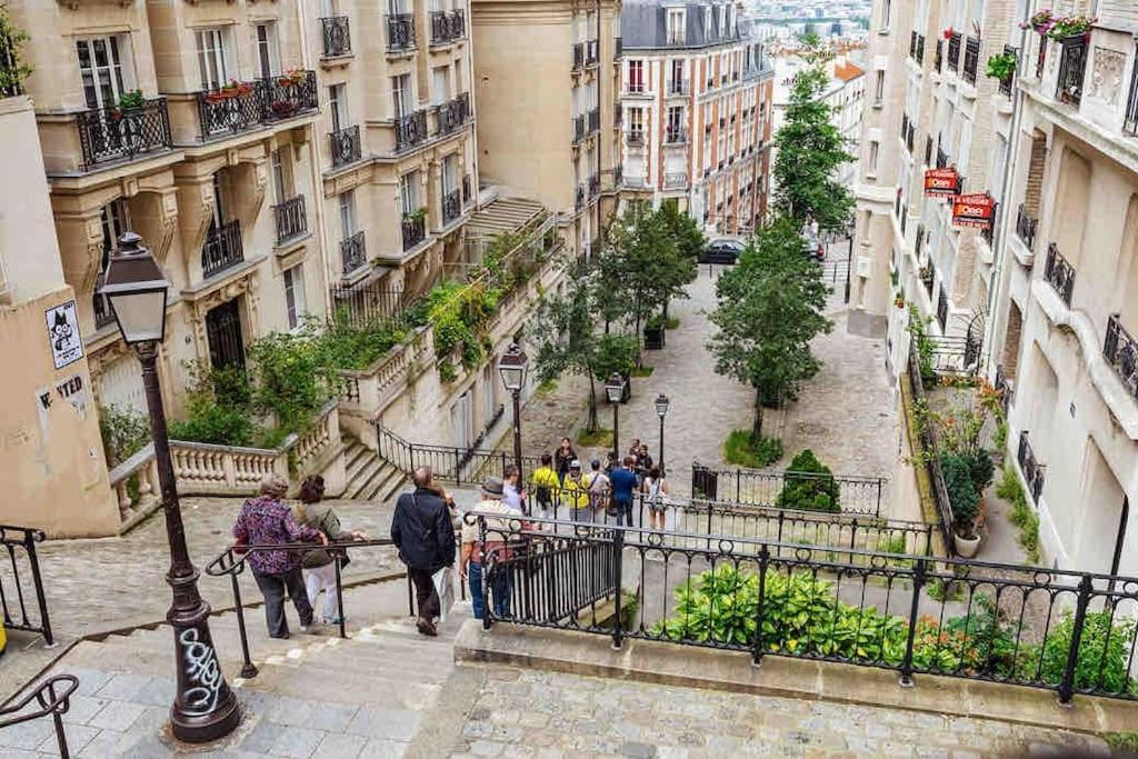 Appartement Dernier Etage A Montmartre